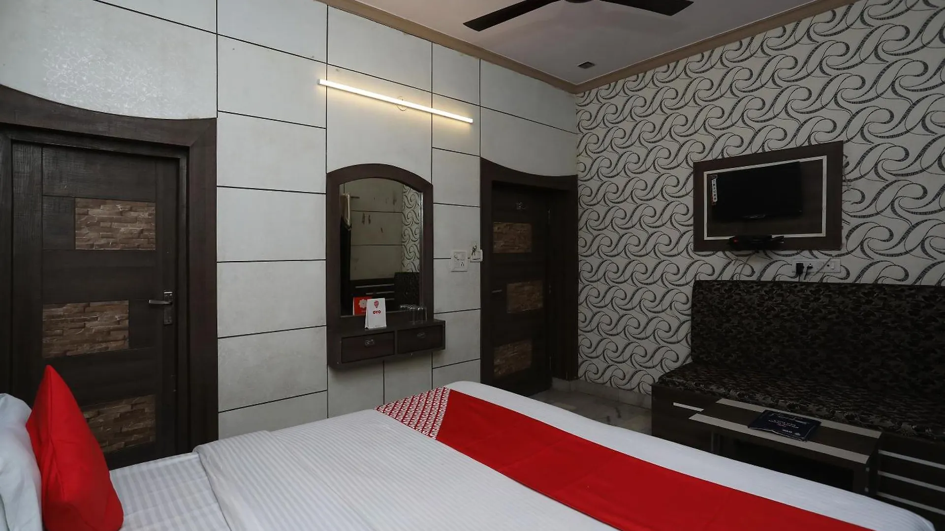 Hotel O Vanshika Agra